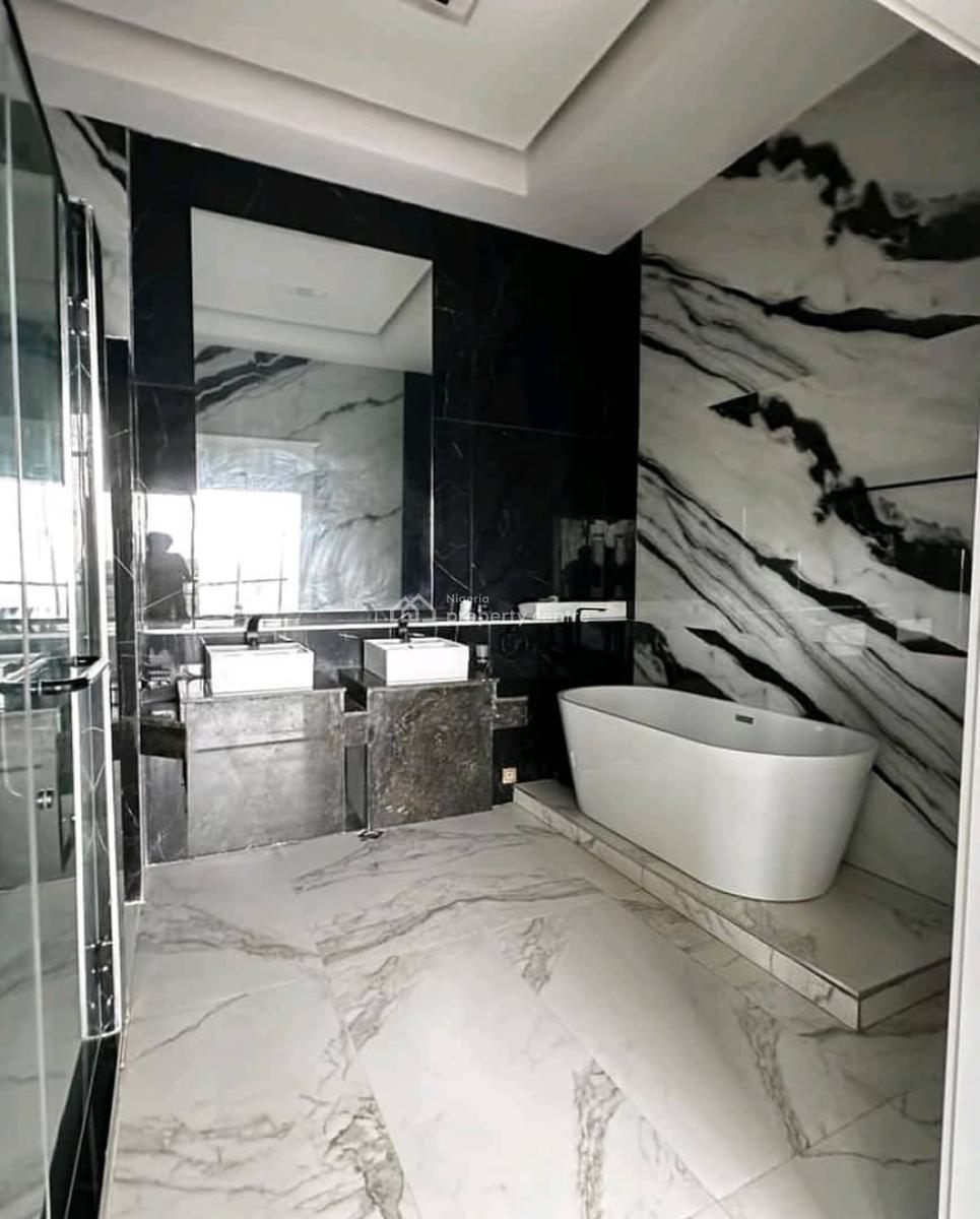 12 Bedrooms Fully Detached Mansion Property, Maitama District, Abuja, House for Sale