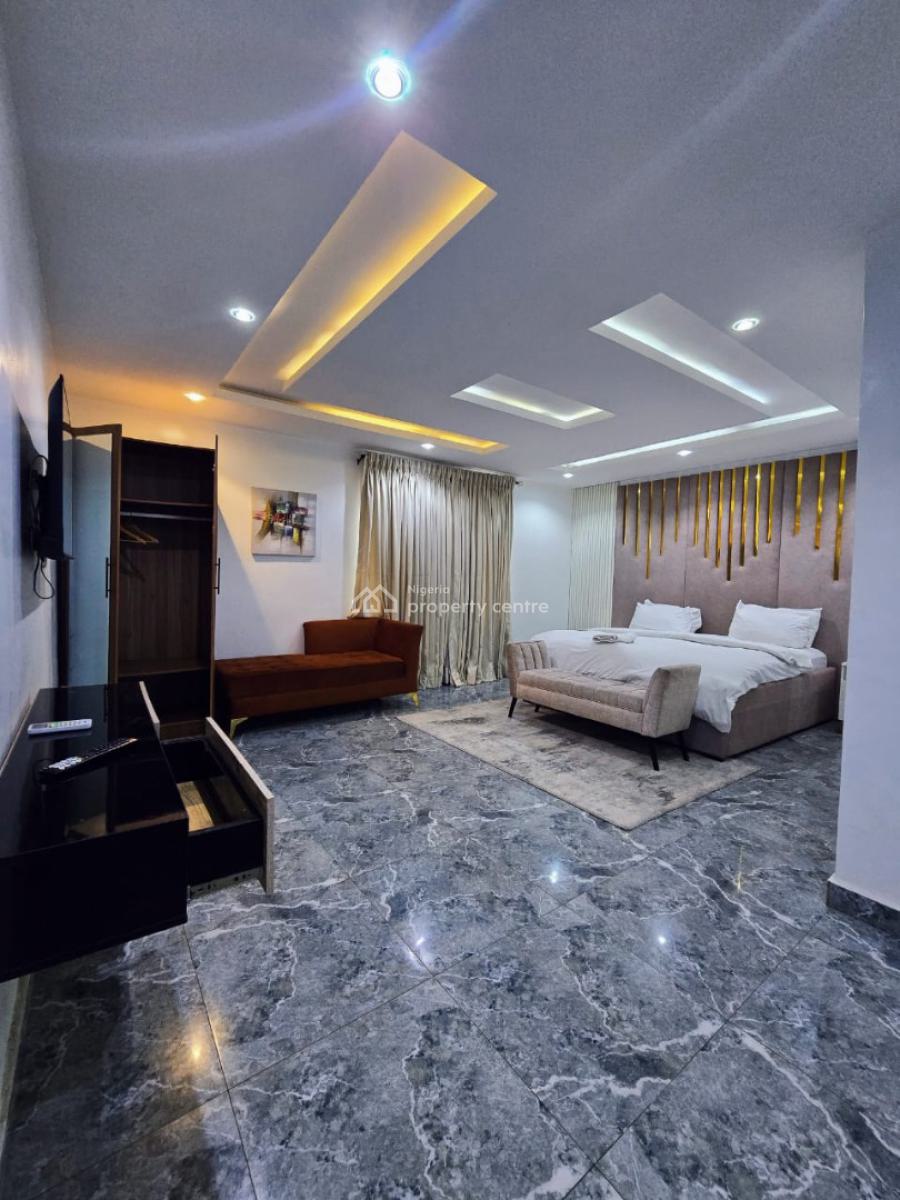 Luxury and Spacious 1 Bedroom Apartment, Gra Phase 2, Magodo, Lagos, Mini Flat (room and Parlour) Short Let