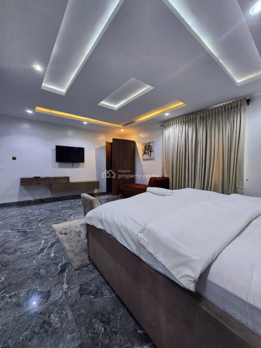 Luxury and Spacious 1 Bedroom Apartment, Gra Phase 2, Magodo, Lagos, Mini Flat (room and Parlour) Short Let