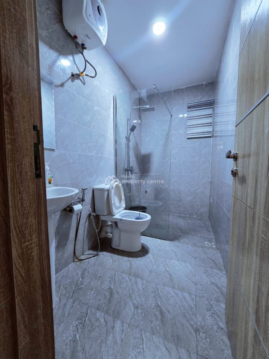 Luxury and Spacious 1 Bedroom Apartment, Gra Phase 2, Magodo, Lagos, Mini Flat (room and Parlour) Short Let