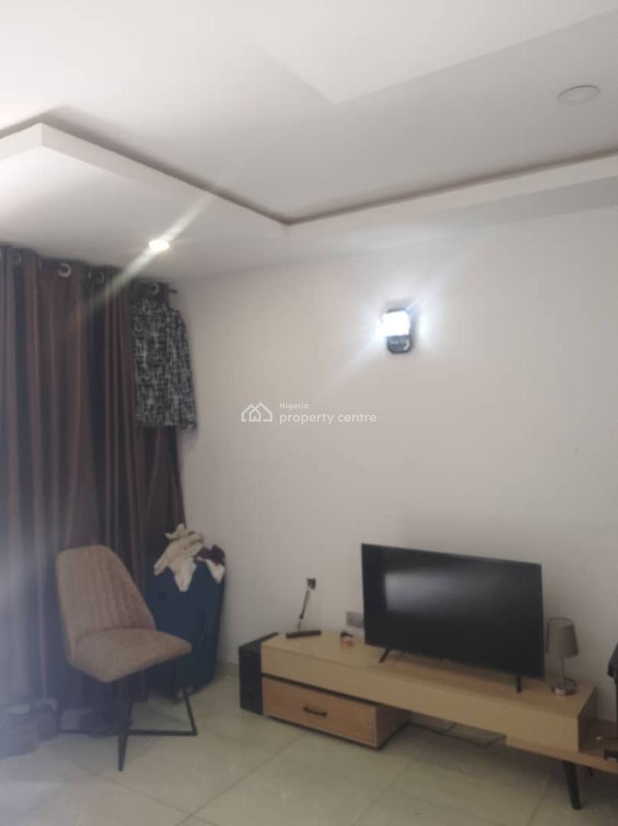 Excellent Spacious 1 Bedroom Apartment, Gwarinpa, Abuja, Flat / Apartment for Rent