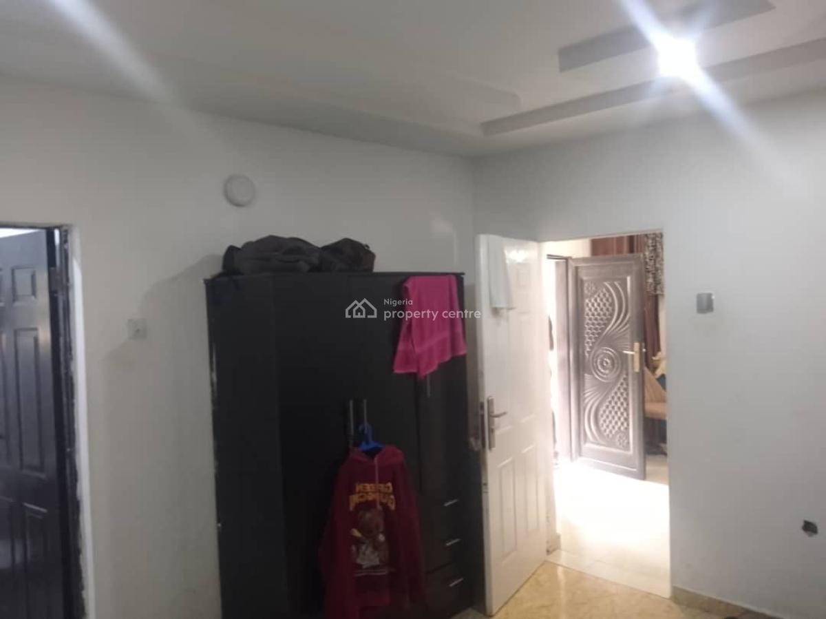 Excellent Spacious 1 Bedroom Apartment, Gwarinpa, Abuja, Flat / Apartment for Rent