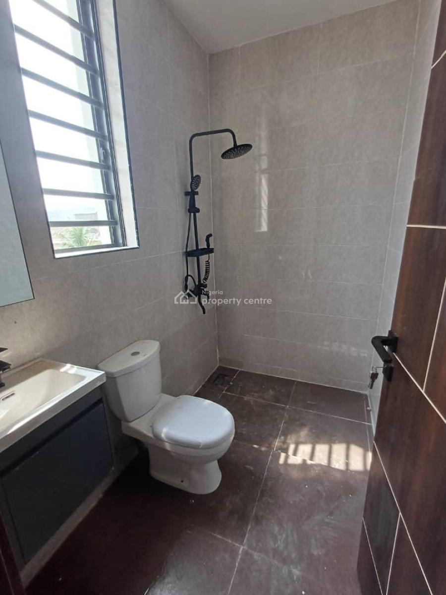 Luxury 3 Units of 3 Bedrooms Apartments Just 3 in a Compound, Lekki Phase 1, Lekki, Lagos, Flat / Apartment for Rent