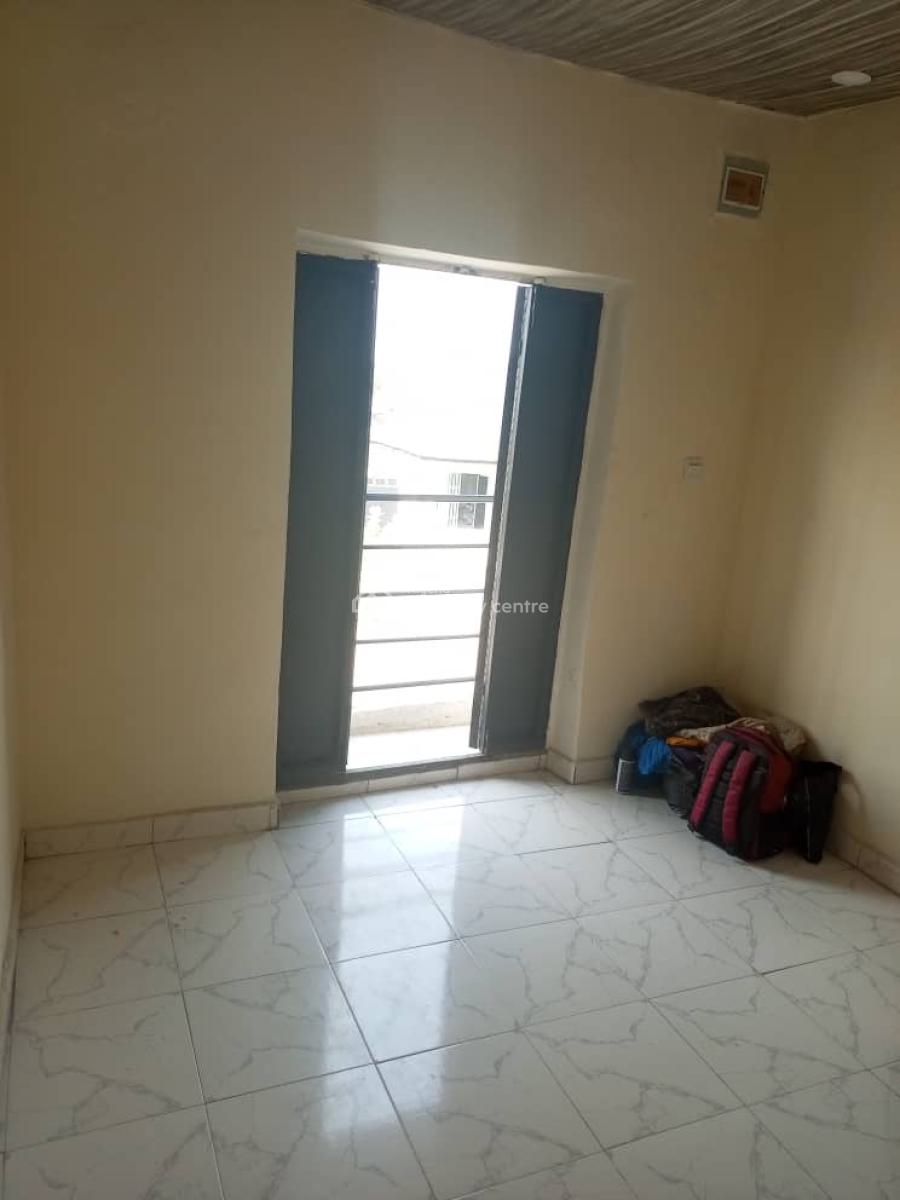 a Spacious Shop, Okun Ajah, Ajah, Lagos, Commercial Property for Rent