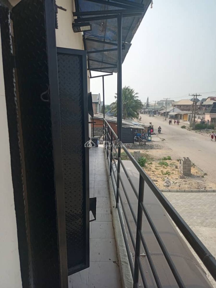 a Spacious Shop, Okun Ajah, Ajah, Lagos, Commercial Property for Rent