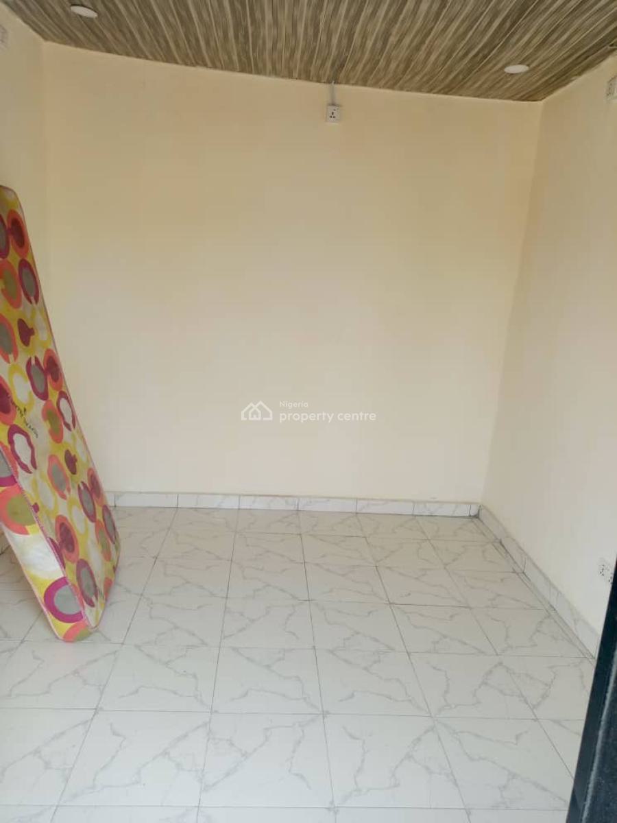 a Spacious Shop, Okun Ajah, Ajah, Lagos, Commercial Property for Rent