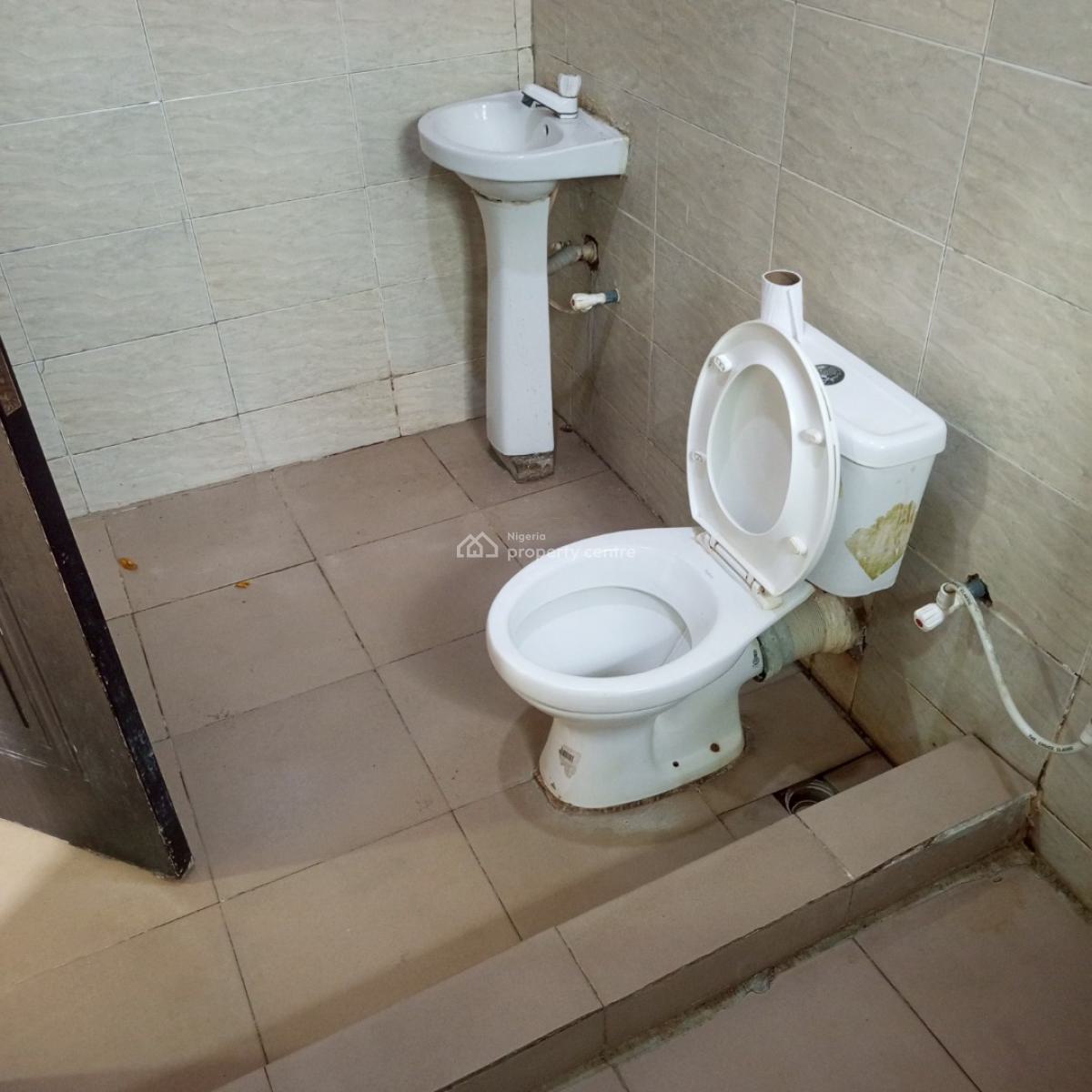 Shared Apartment Self Con, Greenville Estate, Badore, Ajah, Lagos, Self Contain (single Rooms) for Rent