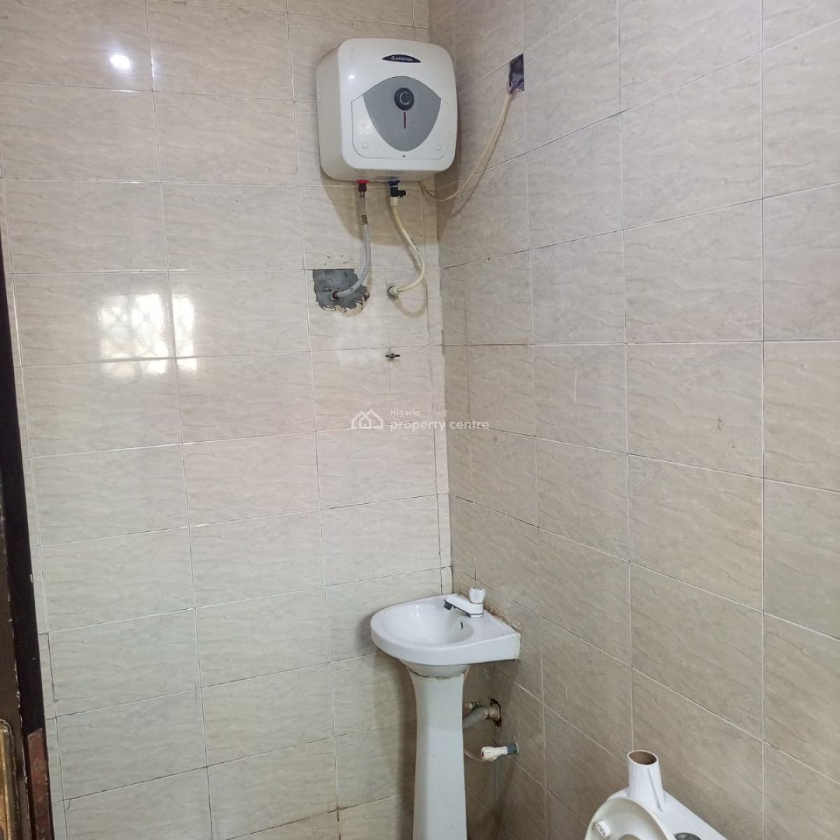 Shared Apartment Self Con, Greenville Estate, Badore, Ajah, Lagos, Self Contain (single Rooms) for Rent