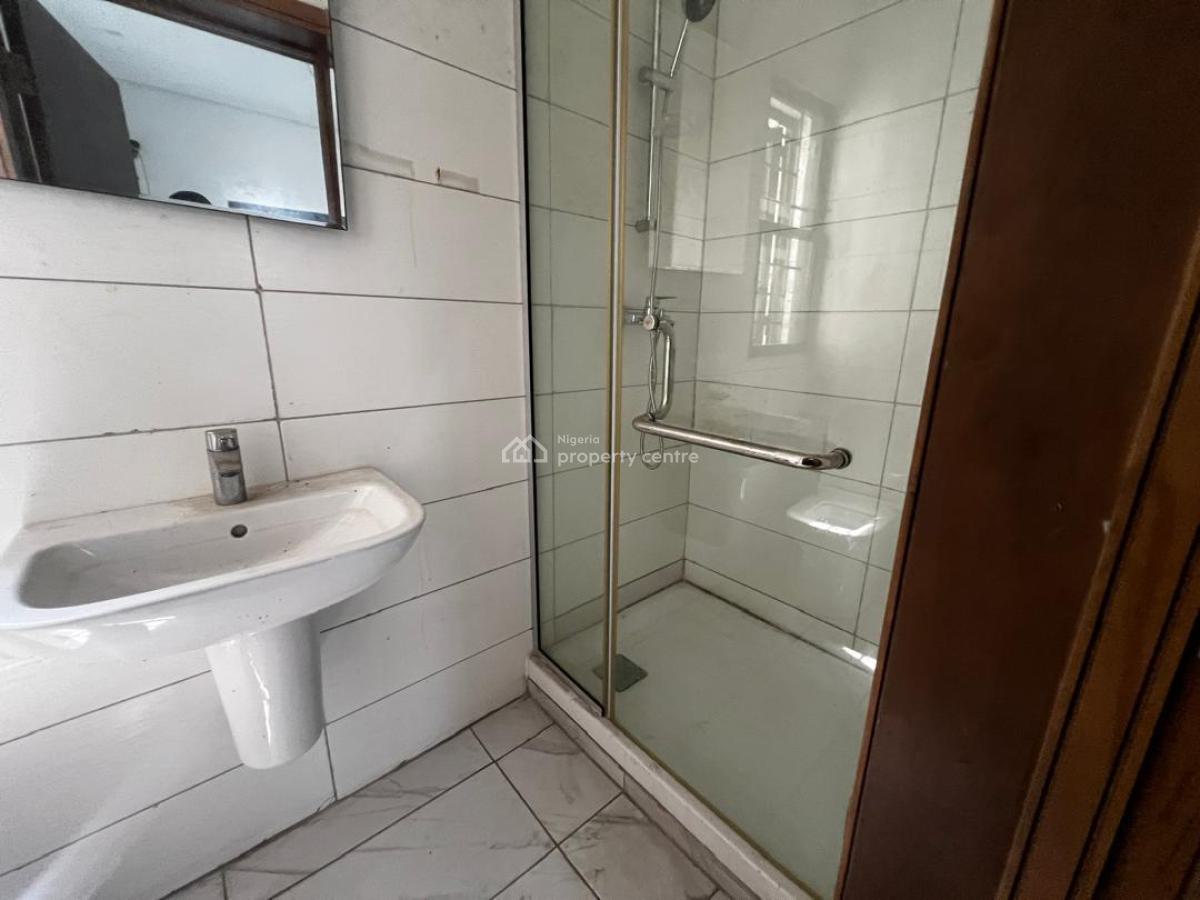 5 Bedroom Terraced Duplex with a Room Boys Quarter, Lekki Phase 1, Lekki, Lagos, Terraced Duplex for Rent