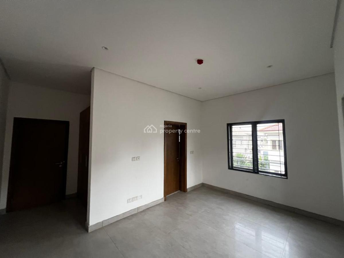 5 Bedroom Terraced Duplex with a Room Boys Quarter, Lekki Phase 1, Lekki, Lagos, Terraced Duplex for Rent