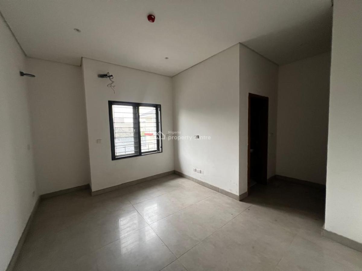5 Bedroom Terraced Duplex with a Room Boys Quarter, Lekki Phase 1, Lekki, Lagos, Terraced Duplex for Rent