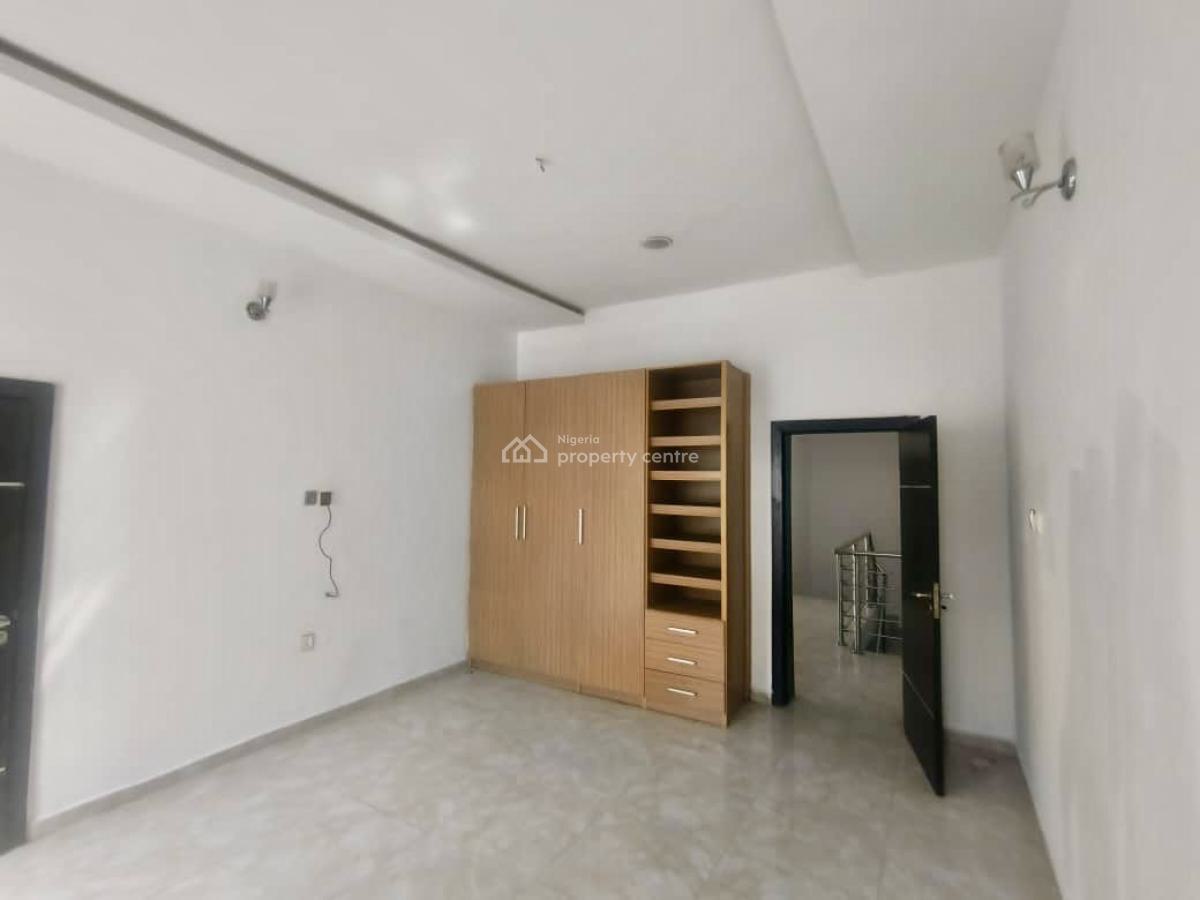 Elegant and Newly Renovated with a B Q, Osapa, Lekki, Lagos, Semi-detached Duplex for Rent