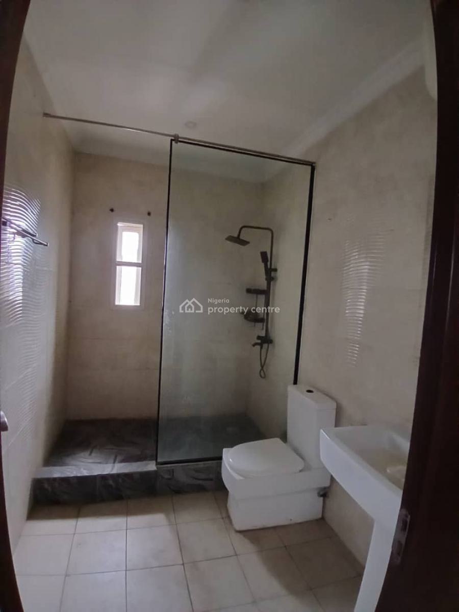 4 Bedrooms Terraced Duplex on 3 Floors with a Room Bq, Osapa, Lekki, Lagos, Terraced Duplex for Sale