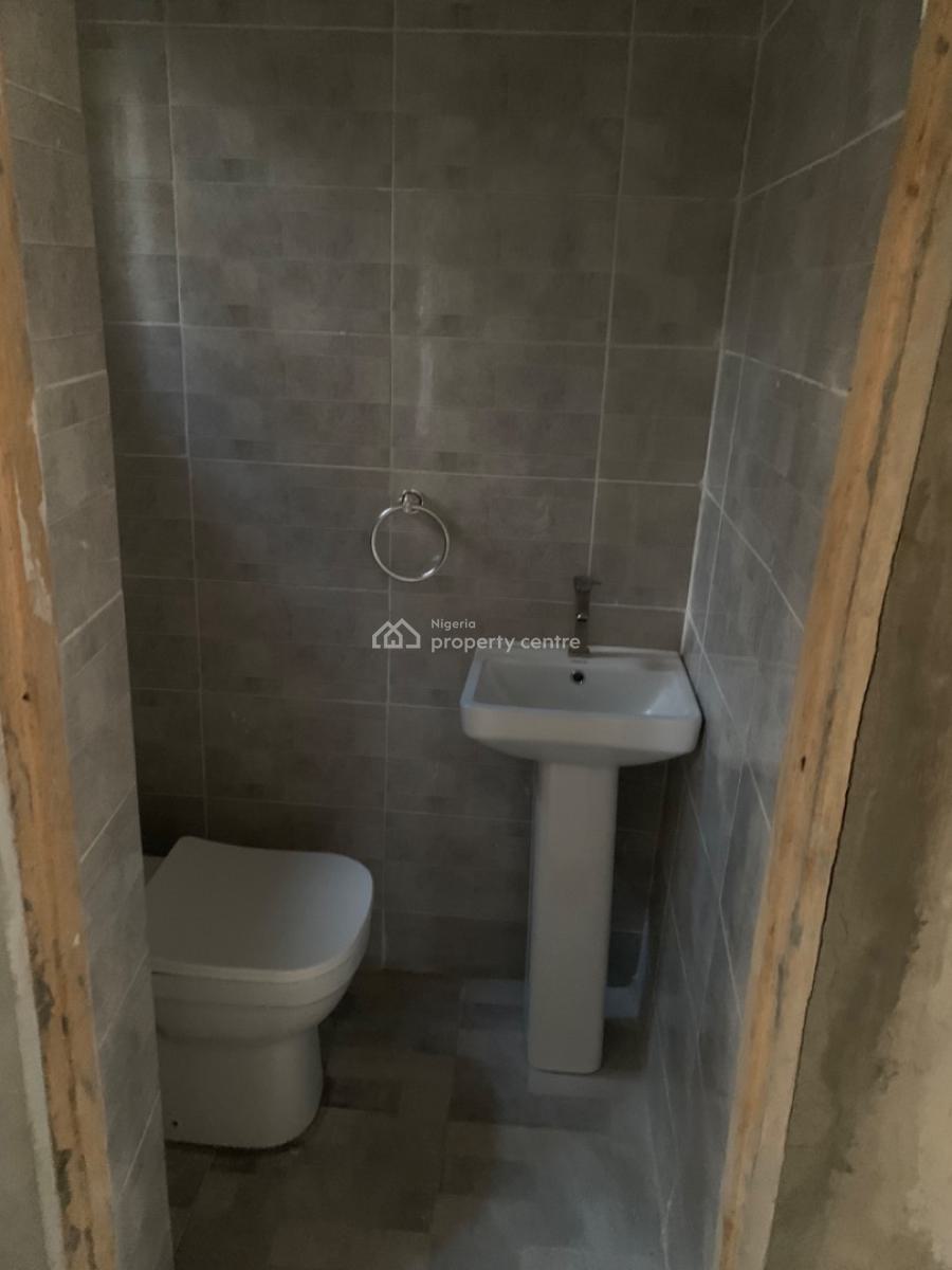 Luxury 2 Bedroom Flat, Gra Phase 1, Magodo, Lagos, Flat / Apartment for Rent