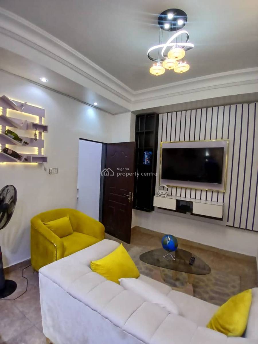 Fully Furnished & Serviced Mini Flat Apartment Downstairs with, in a Gated Estate, Osapa, Lekki, Lagos, Flat / Apartment for Rent