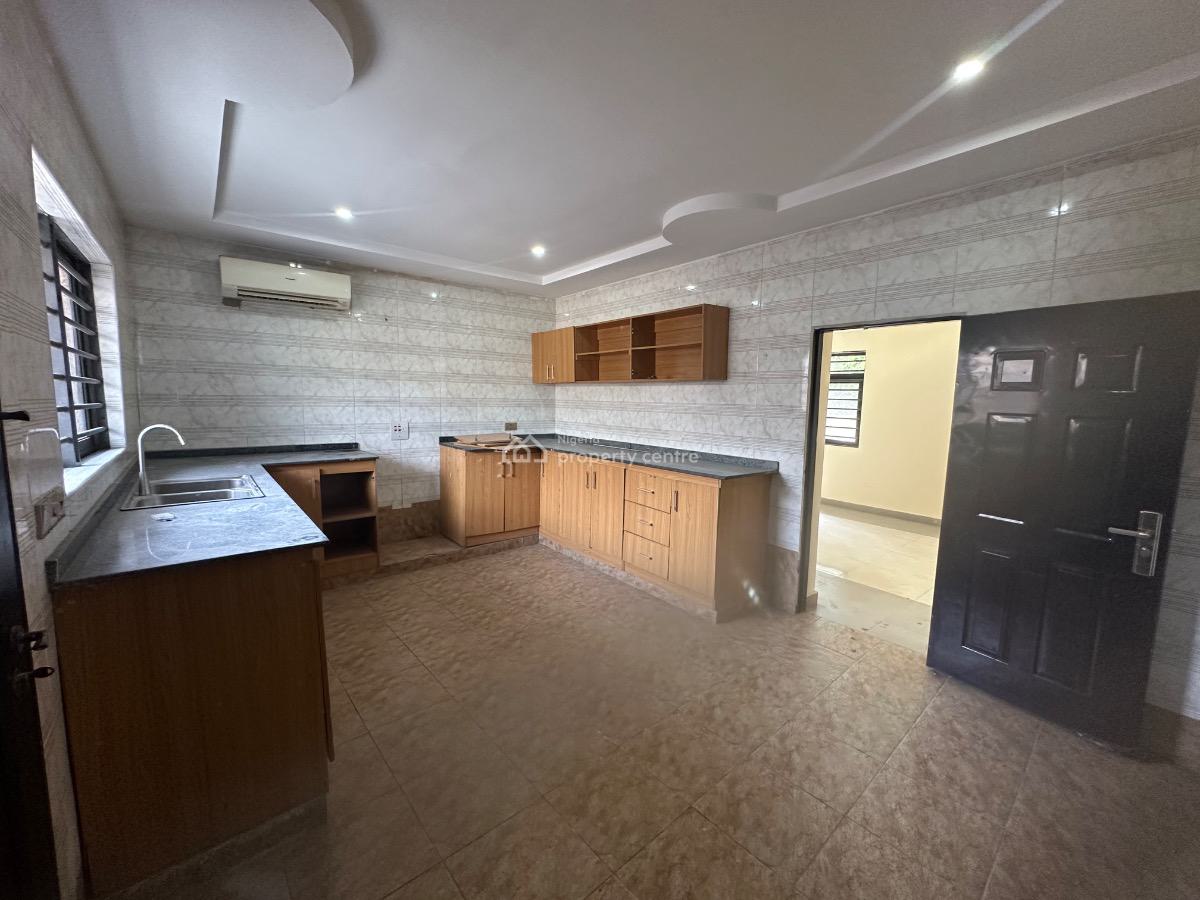 Serviced Luxury 4 Bedroom Semi-detached Duplex, Maitama District, Abuja, Semi-detached Duplex for Rent