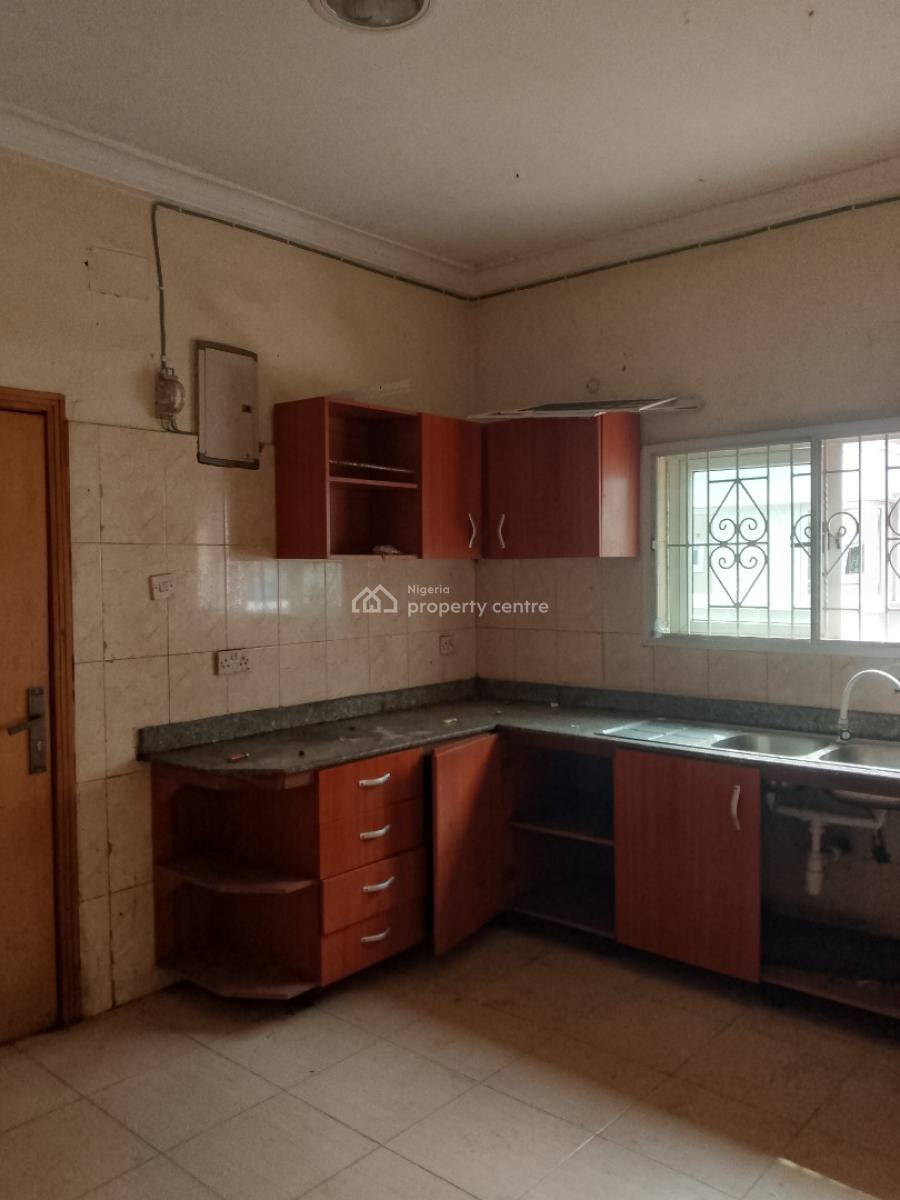 Very Spacious and Newly Out 3bedroom, Ilaje Off Mobile Road, Ajah, Lagos, Flat / Apartment for Rent