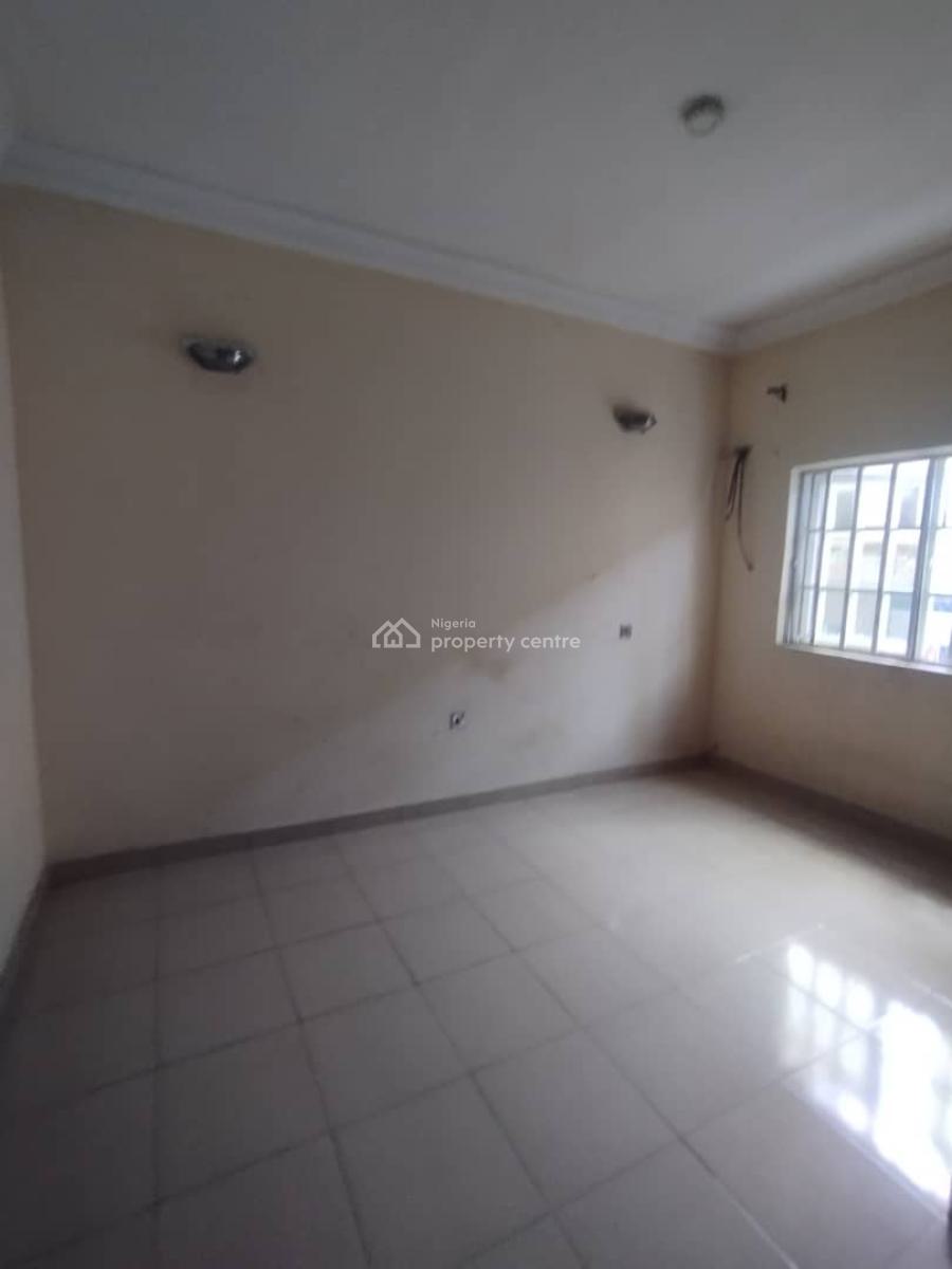 Beautifully Renovated 4 Bedroom Terrace Duplex with Bq, Osapa London, Lekki, Lagos, Terraced Duplex for Rent