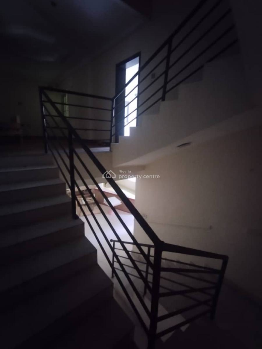 Beautifully Renovated 4 Bedroom Terrace Duplex with Bq, Osapa London, Lekki, Lagos, Terraced Duplex for Rent