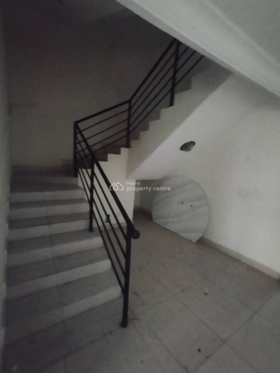 Beautifully Renovated 4 Bedroom Terrace Duplex with Bq, Osapa London, Lekki, Lagos, Terraced Duplex for Rent