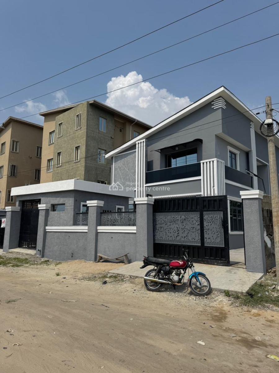 Luxury Built 3 Bedroom Apartment 2 in The Compound, Shoprite, Sangotedo, Ajah, Lagos, Flat / Apartment for Rent