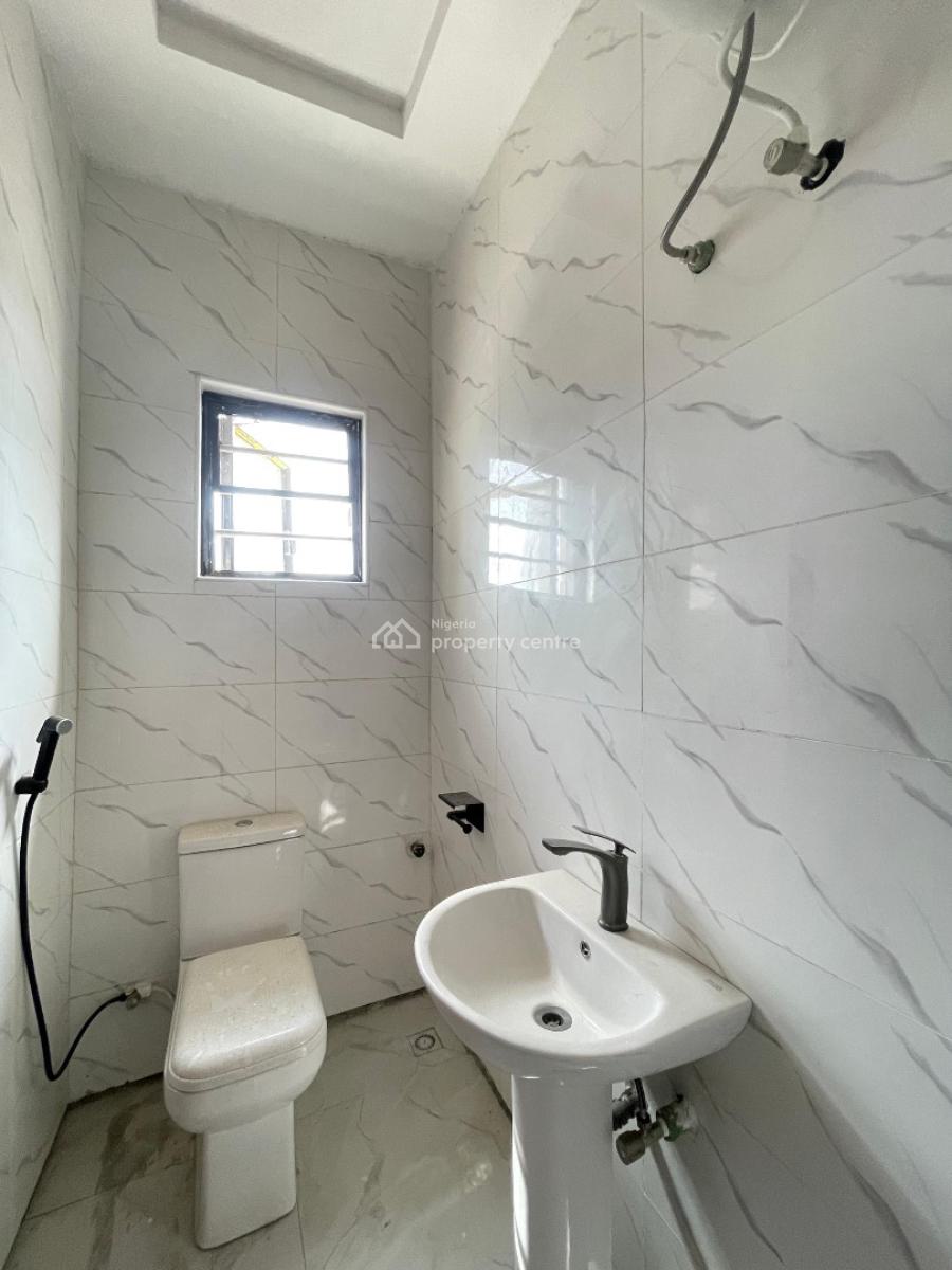 2 Bedroom Apartment, Igbo Efon, Lekki, Lagos, Flat / Apartment for Sale