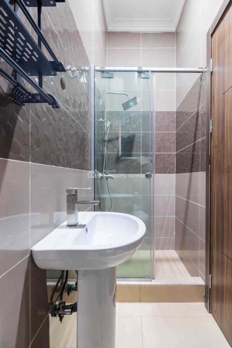 Snow White-a Brand New Luxury 1 Bedroom  with 2balconies, Swimming Po, Lekki Phase 1, Lekki, Lagos, Flat / Apartment Short Let