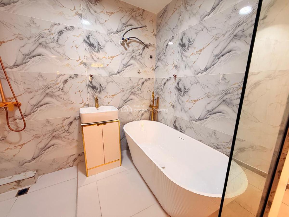 Brand New Luxury 2bedroom in Lekki Phase 1 ., Lekki Phase 1, Lekki, Lagos, Flat / Apartment Short Let