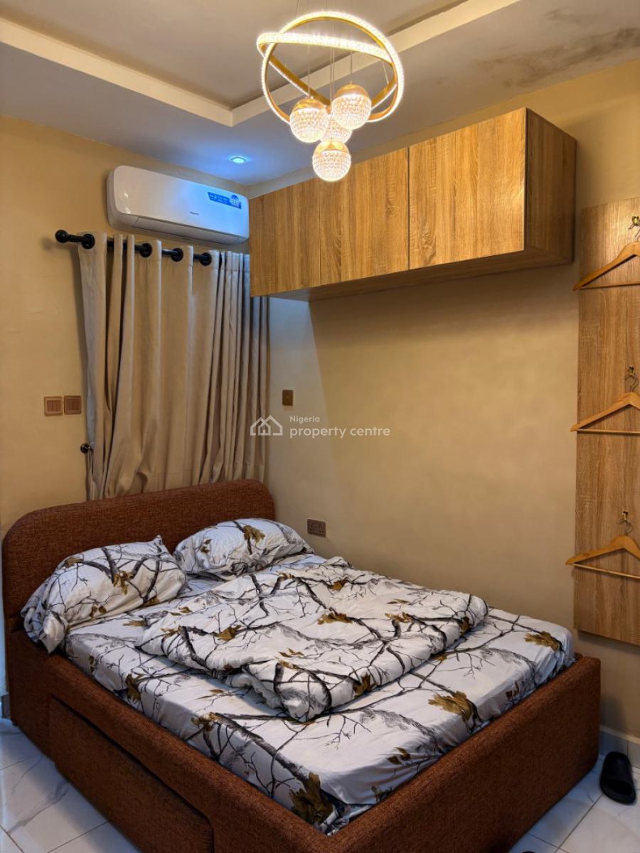 a Lovely and Serviced Studio Apartment, Off Randle Avenue, Surulere, Lagos, Self Contain (single Rooms) Short Let
