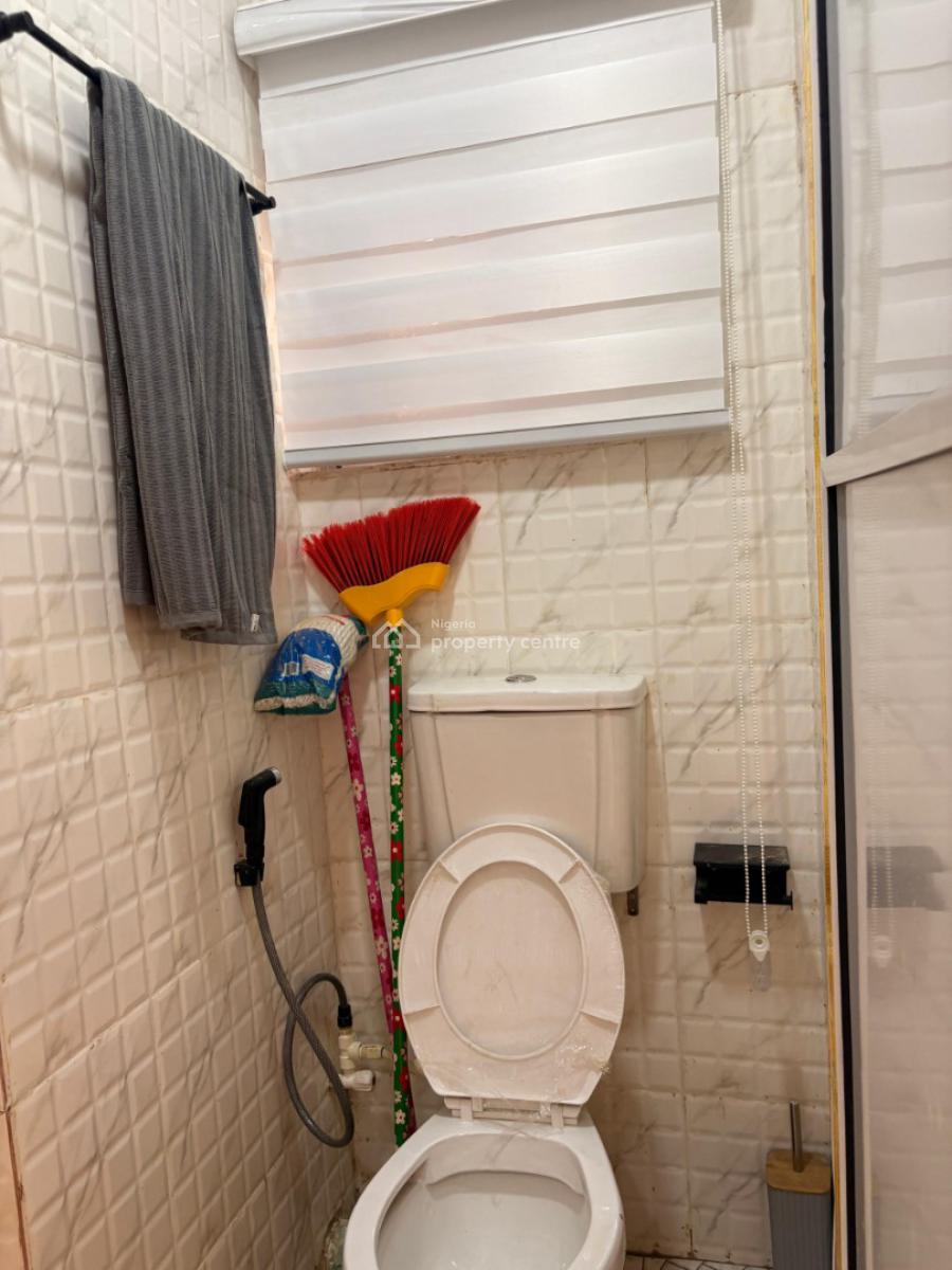 a Lovely and Serviced Studio Apartment, Off Randle Avenue, Surulere, Lagos, Self Contain (single Rooms) Short Let