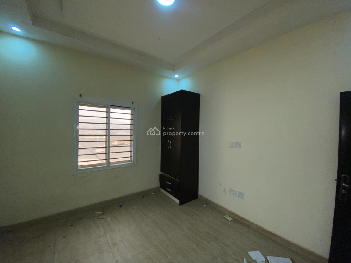 2 Bedroom Apartment, in a Lovely and Secured Estate, Life Camp, Abuja, Flat / Apartment for Rent