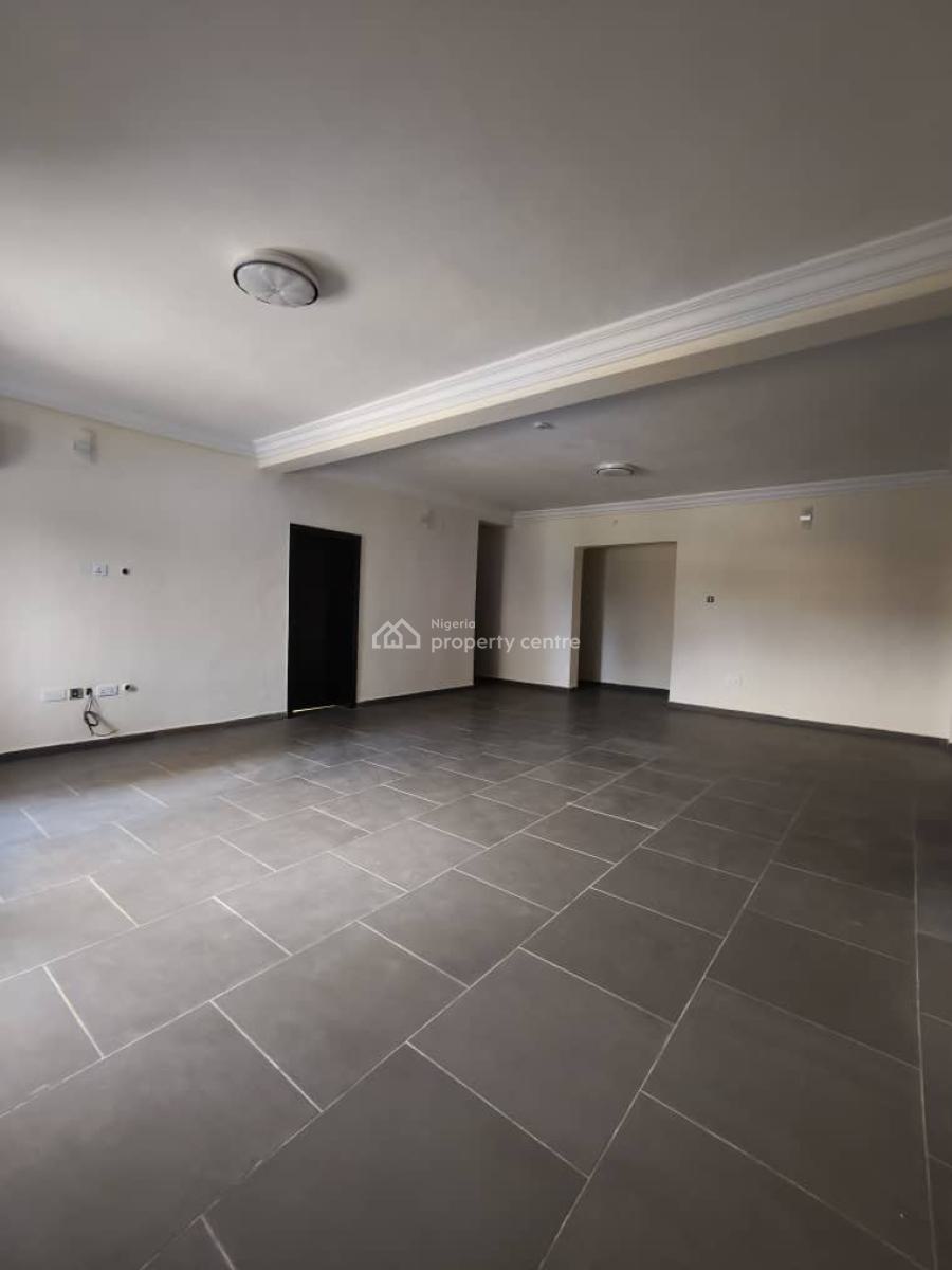 Luxury and Spacious 3 Bedrooms Apartment with Bq, Lekki Phase 1, Lekki, Lagos, Flat / Apartment for Rent