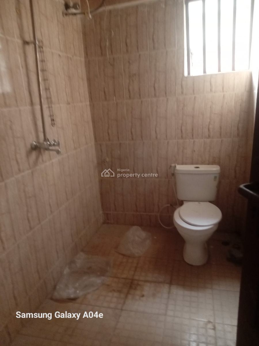 Newly Renovated 3bedroom Flat Upstairs, Royal Palmwill Estate Badore Ajah Lagos, Badore, Ajah, Lagos, Flat / Apartment for Rent