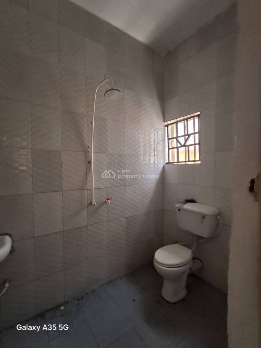 Well Maintained 2 Bedroom Flat, Destiny Homes Estate.., Abijo, Lekki, Lagos, Flat / Apartment for Rent