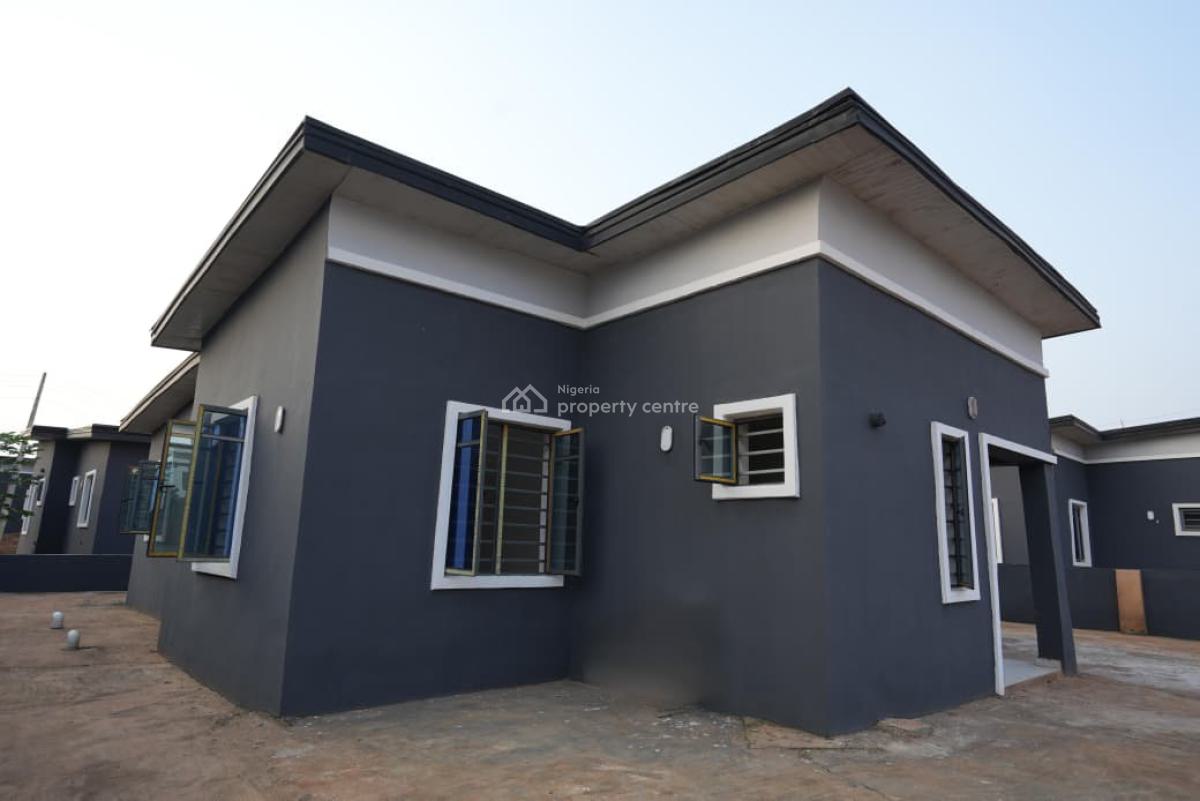 2 Bedroom House in Mowe Ogun State, Mowe Ofada Ogun State, Mowe Ofada, Ogun, Detached Bungalow for Sale