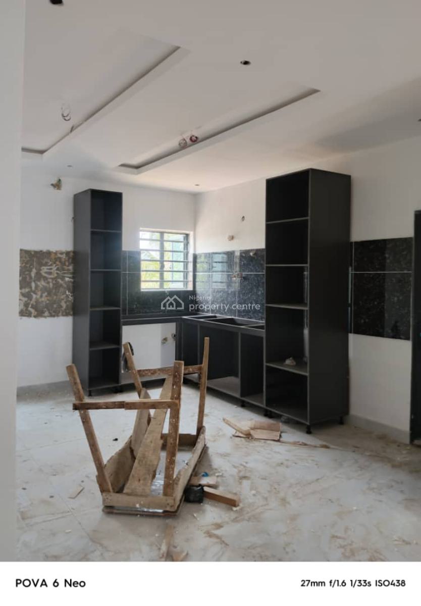 Executive 3 Bedroom Apartment, Maryland, Lagos, Flat / Apartment for Sale