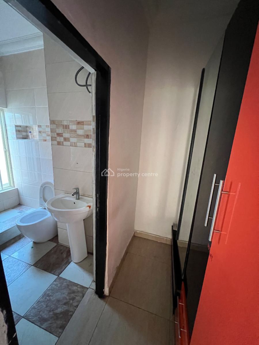 Spacious 3-bedroom Apartment in a Contemporary Building, Ikate Elegushi, Lekki, Lagos, Flat / Apartment for Rent