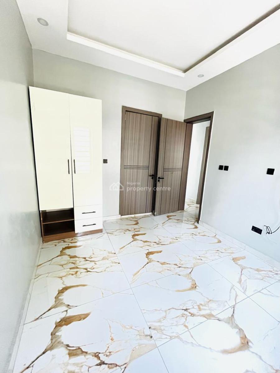 Exquisite 2 Bedroom Apartment, Freedom Way, Lekki Phase 1, Lekki, Lagos, Flat / Apartment for Rent
