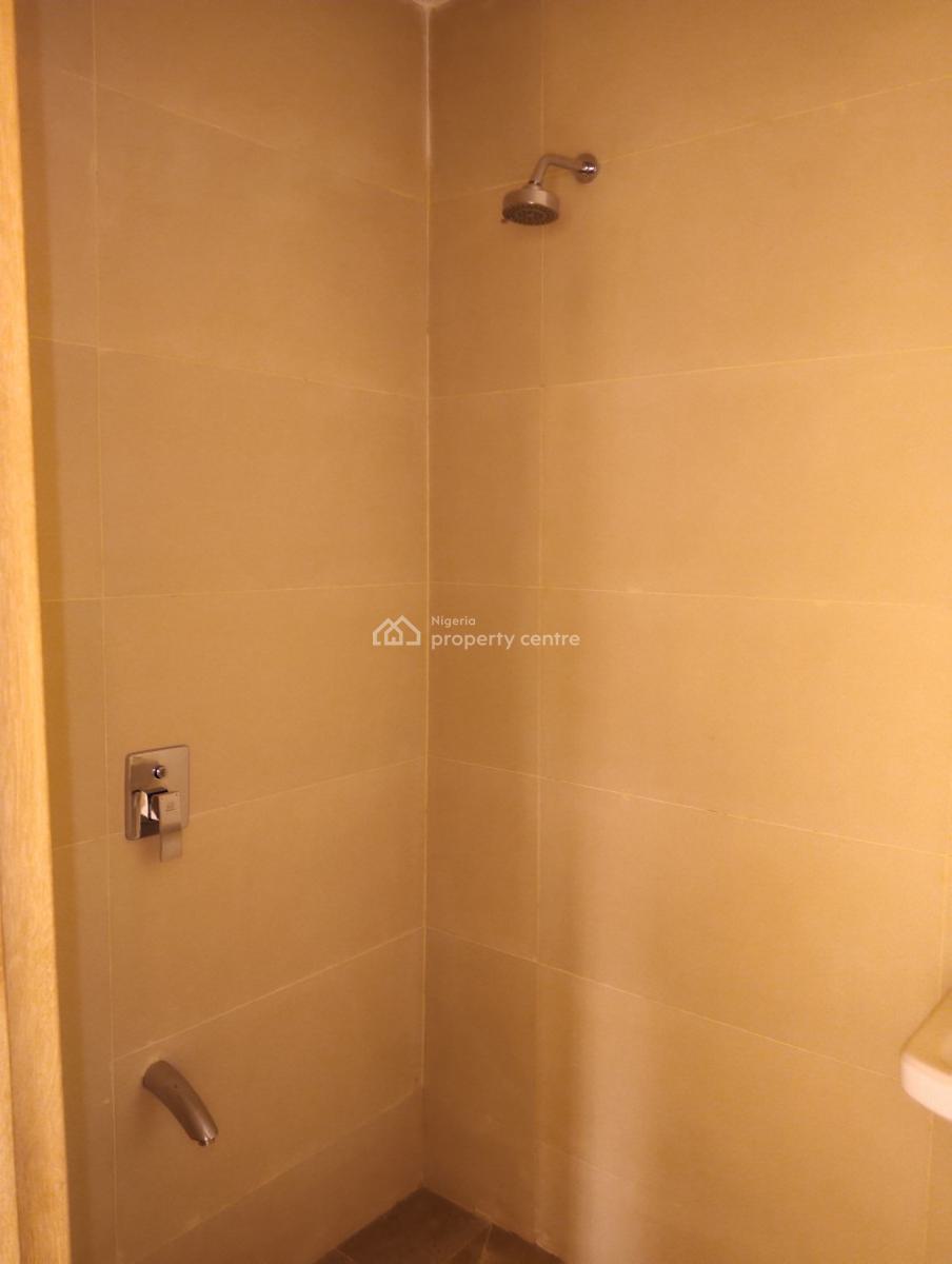 Spacious 3 Bedrooms Flat, Golden Goose Estate, Life Camp, Abuja, Flat / Apartment for Rent