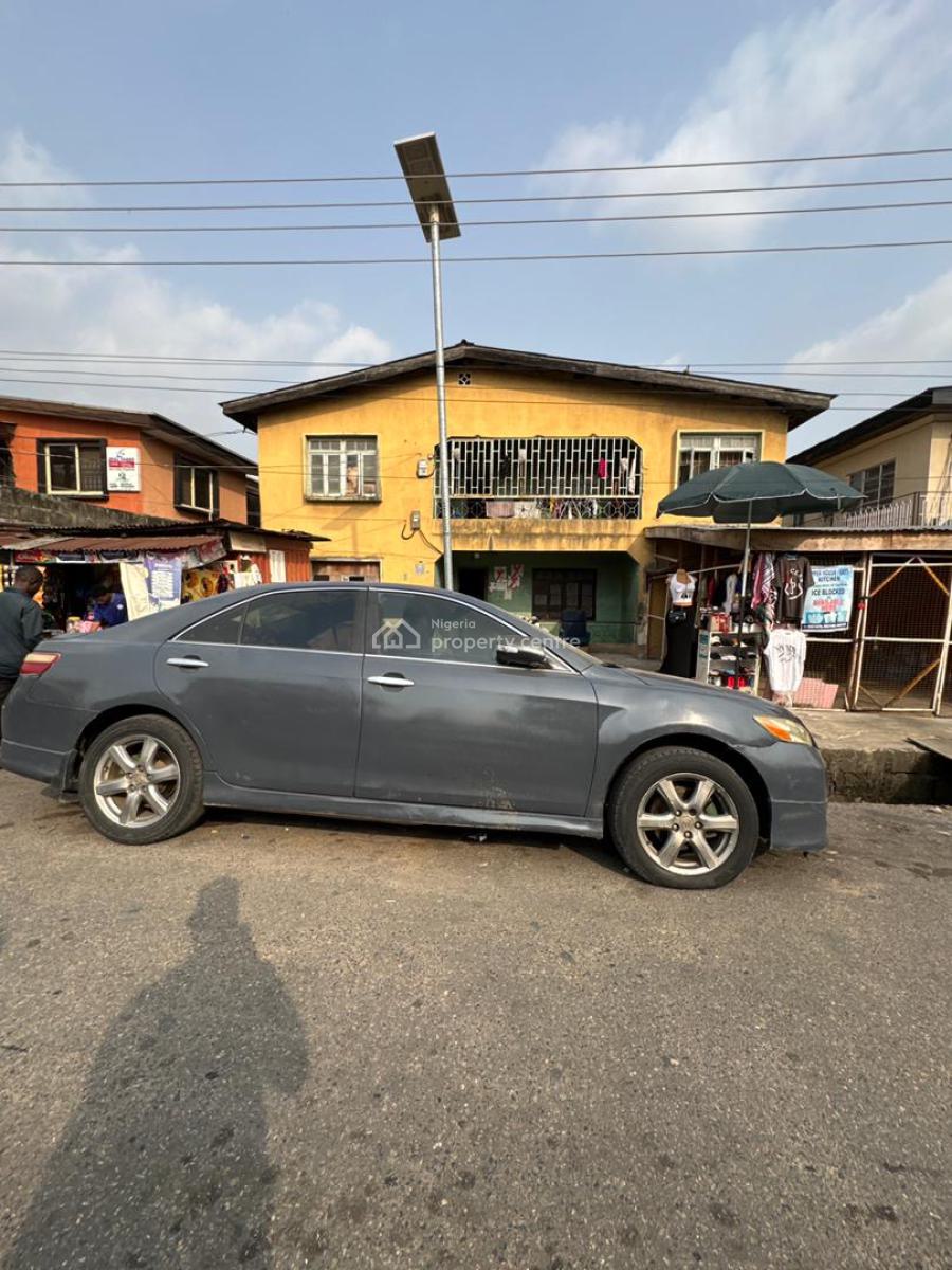 Distress 6units of 3 Bedroom Flats, Ikeja, Ikeja, Lagos, Block of Flats for Sale