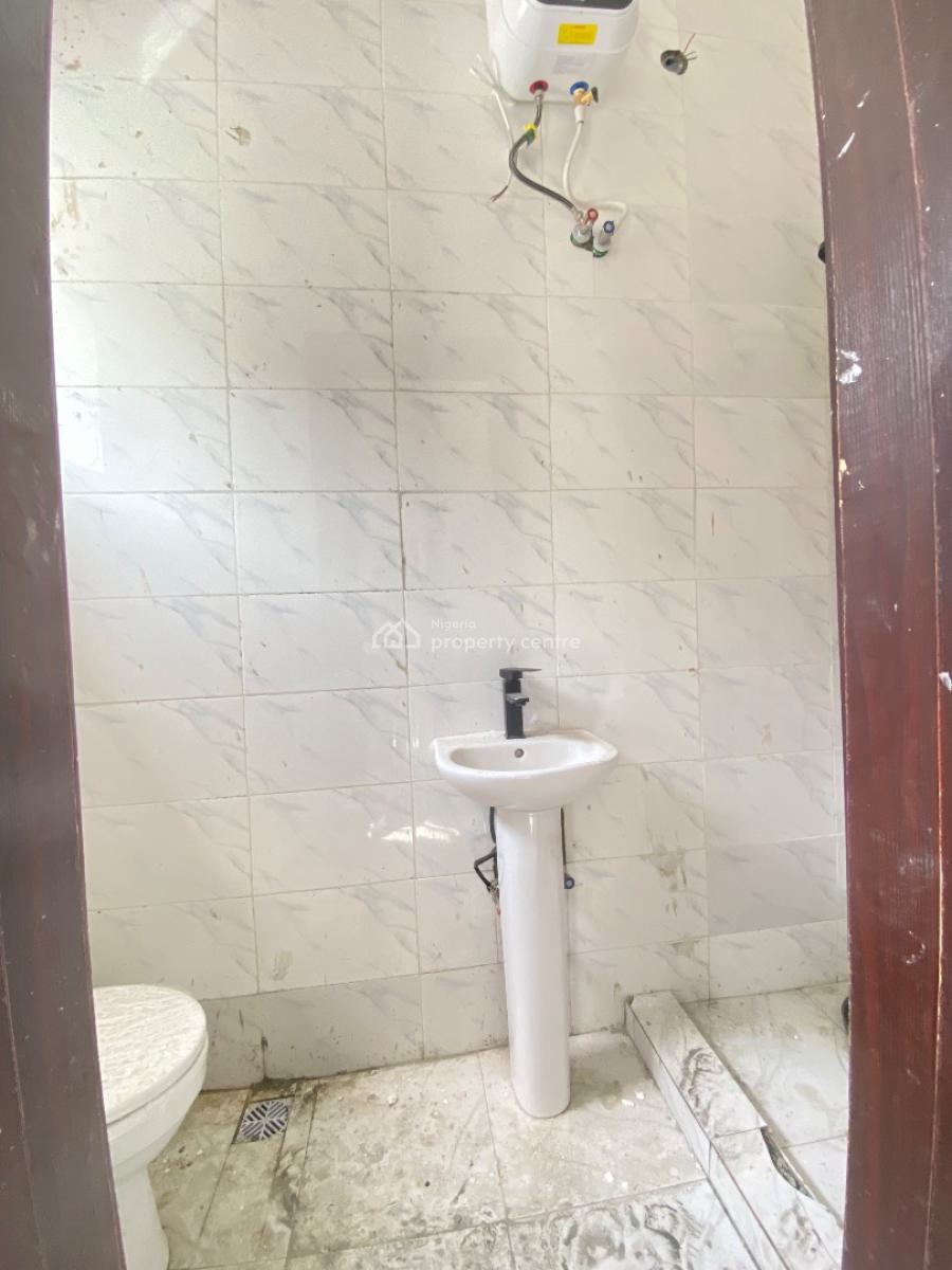 2 Bedroom Apartment, Ajah, Ajah, Lagos, Flat / Apartment for Sale