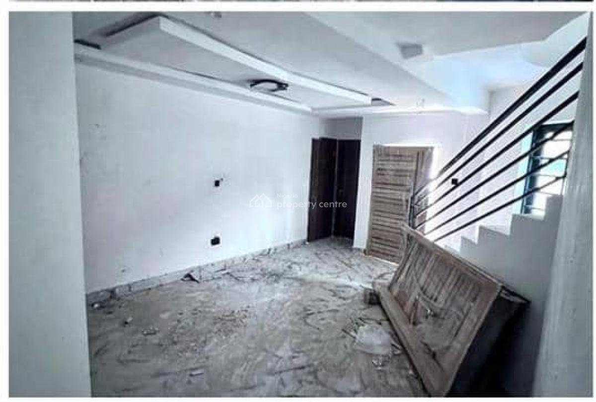 Well Maintained Ensuit 2 and 3 Bedroom Terrace House, Off Admiralty Way, Lekki Phase 1, Lekki, Lagos, Terraced Duplex for Rent