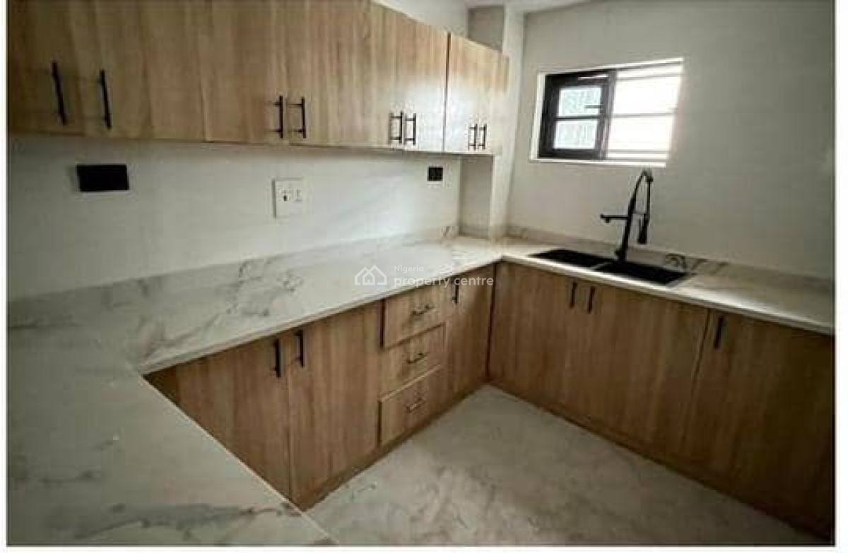 Well Maintained Ensuit 2 and 3 Bedroom Terrace House, Off Admiralty Way, Lekki Phase 1, Lekki, Lagos, Terraced Duplex for Rent