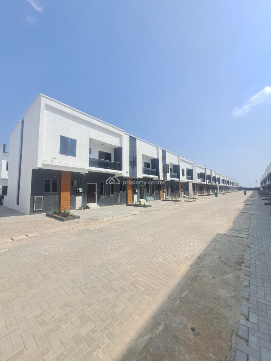 Well Built 3 Bedroom Terrace with Bq & Inverter in a Gated Estate, Sangotedo By Blenco, Ajah, Lagos, Terraced Duplex for Rent