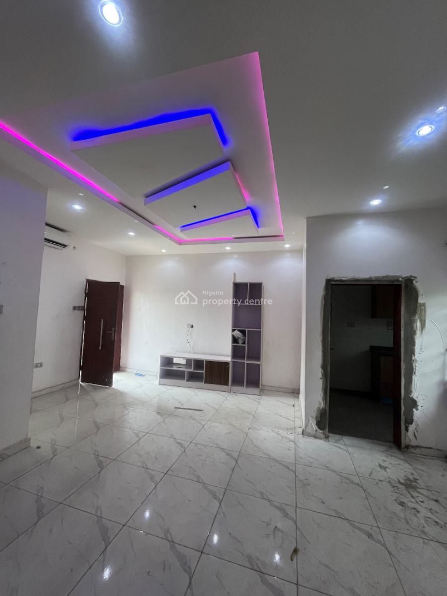 2 Bedrooms Flat, Alahji Ganiu Axis Estate, Ogombo, Ajah, Lagos, Flat / Apartment for Rent