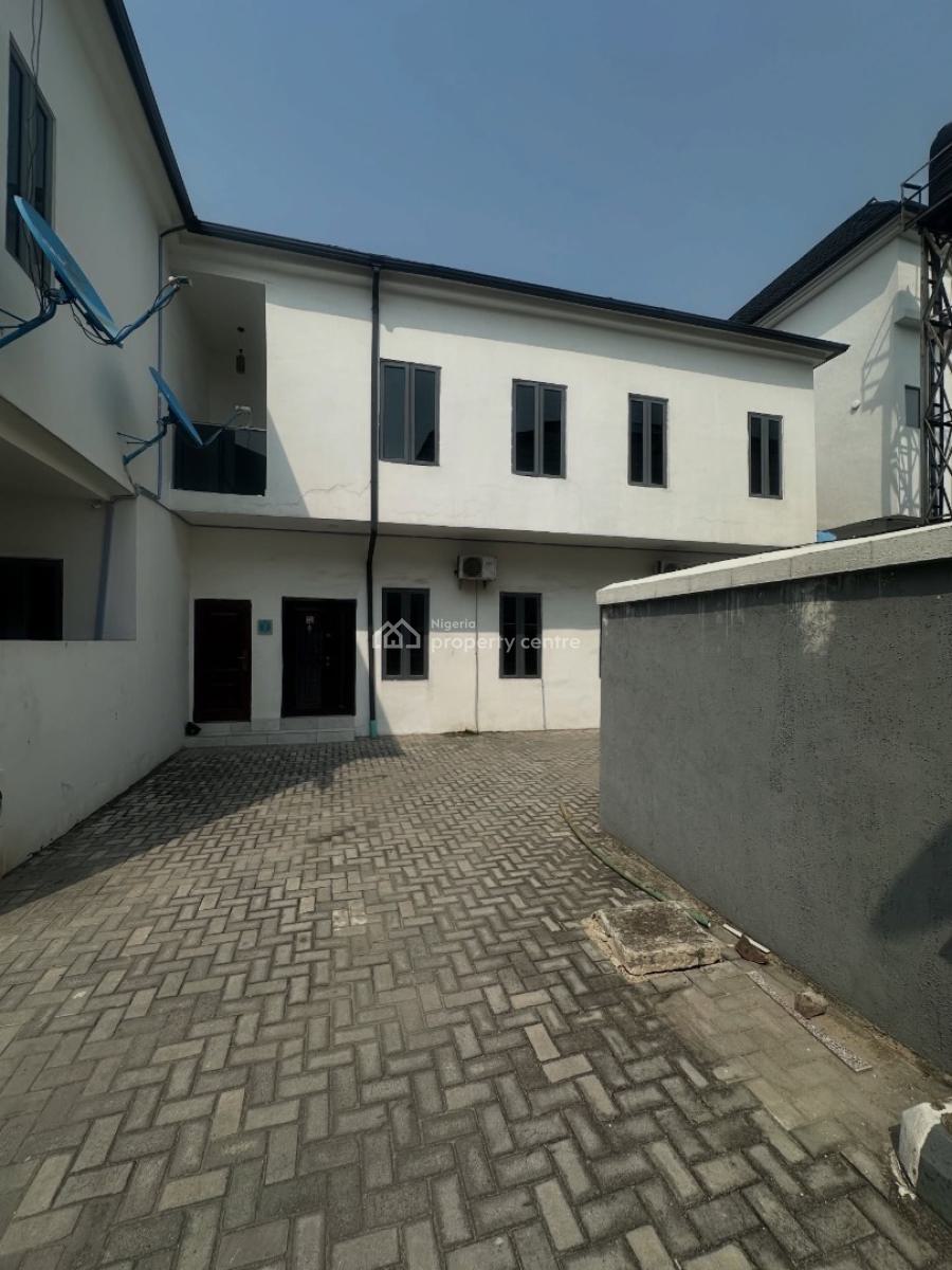 Well Maintained 2 Bedroom Apartment, Orchid, Lekki, Lagos, Detached Duplex for Rent