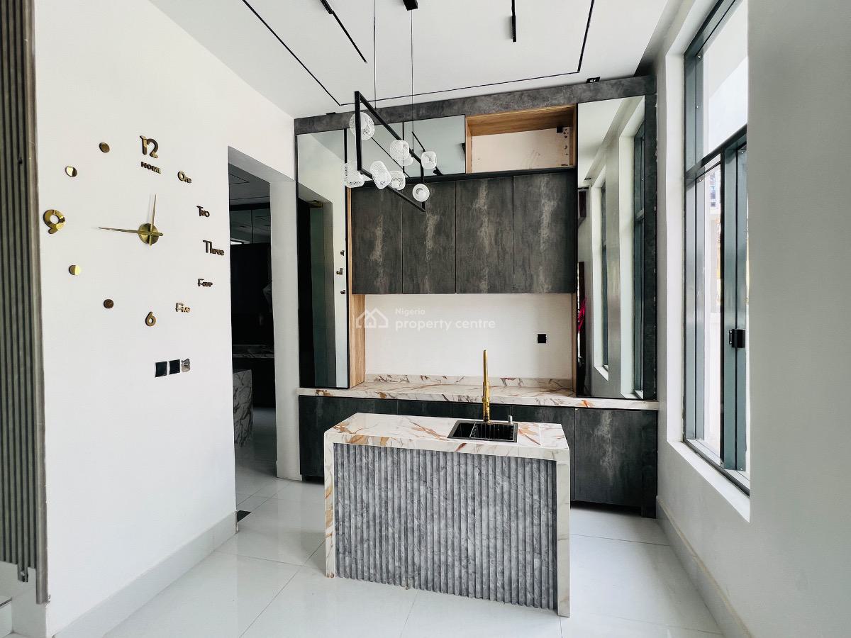 Nicely Built 5 Bedroom Fully Detached Duplex, Chevron Tollgate, Lekki, Lagos, Detached Duplex for Sale