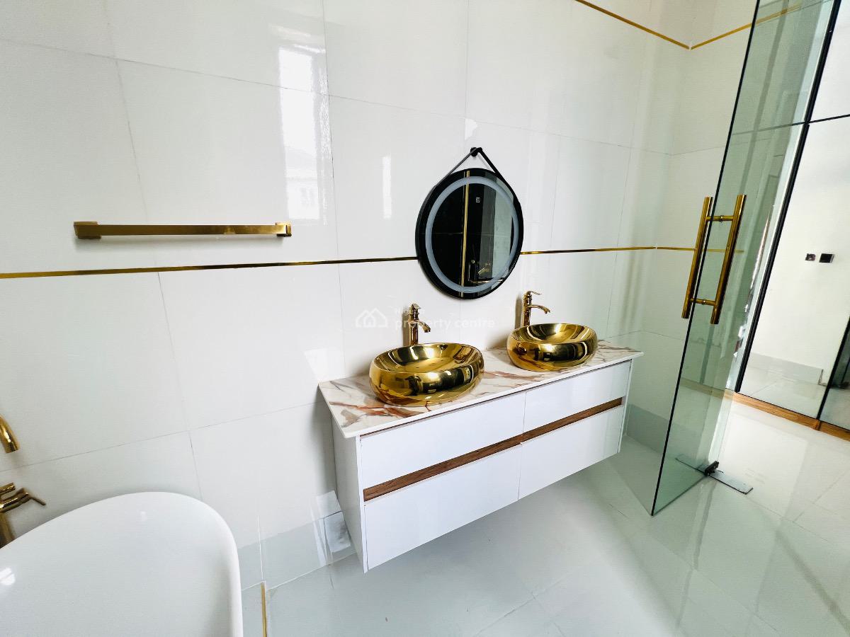 Nicely Built 5 Bedroom Fully Detached Duplex, Chevron Tollgate, Lekki, Lagos, Detached Duplex for Sale