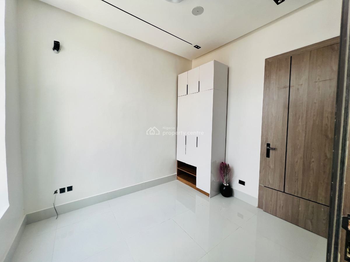 Nicely Built 5 Bedroom Fully Detached Duplex, Chevron Tollgate, Lekki, Lagos, Detached Duplex for Sale