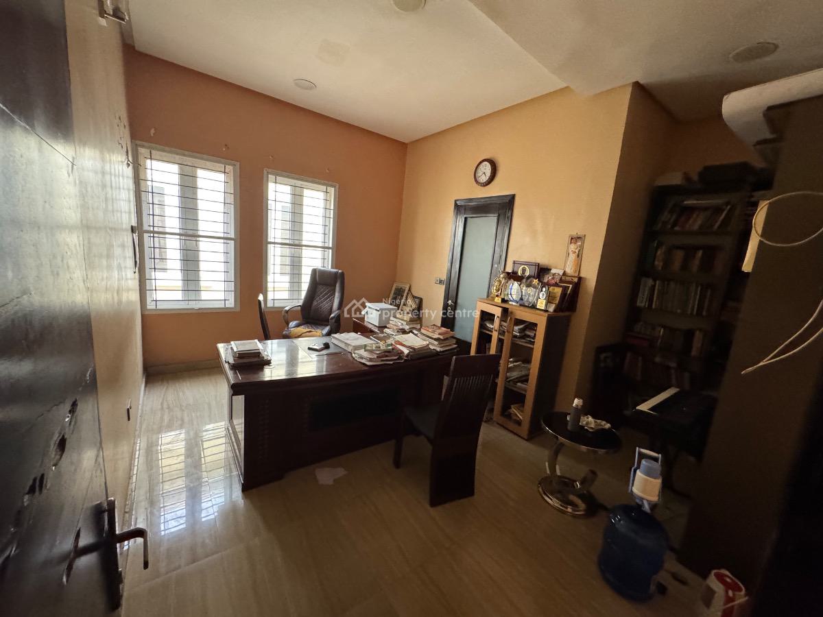 a Large 5 Bedroom Fully Detached Duplex with 2 Bq and Swimming Pool., Lekki Phase 1, Lekki, Lagos, Detached Duplex for Rent